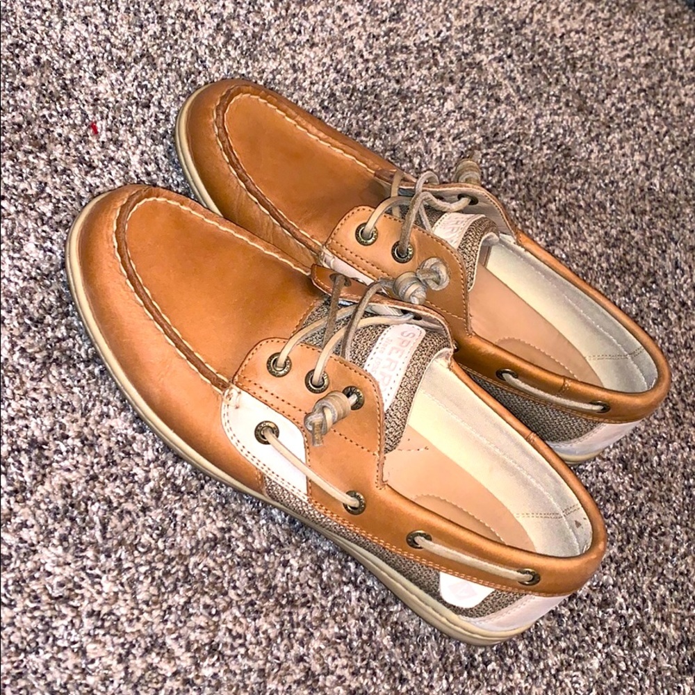 SPERRYS SHOES